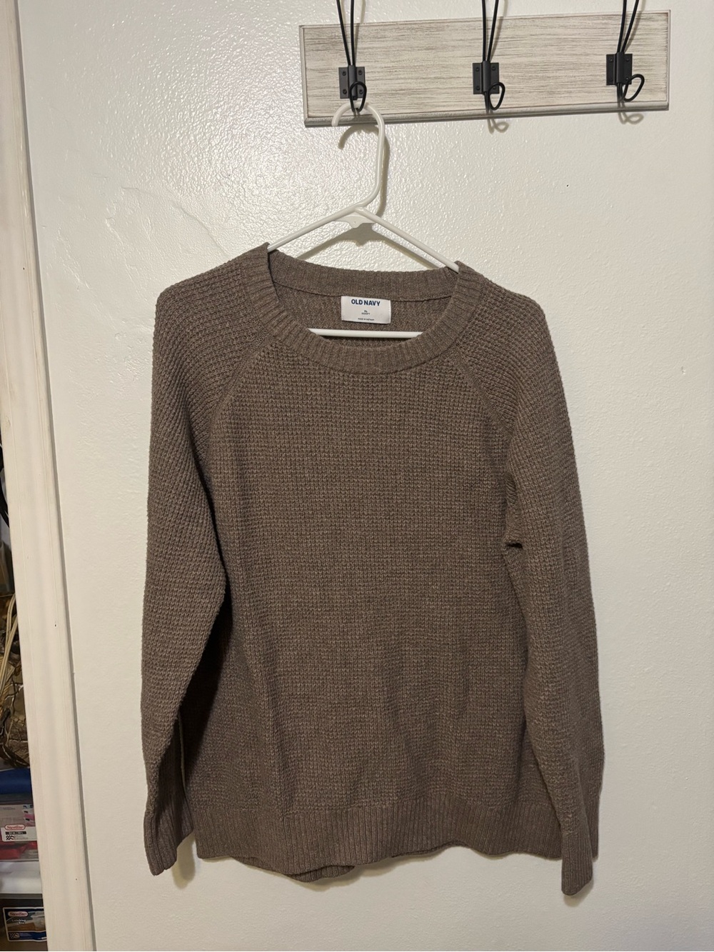 Old Navy Women's Crewneck Sweater in Taupe Brown